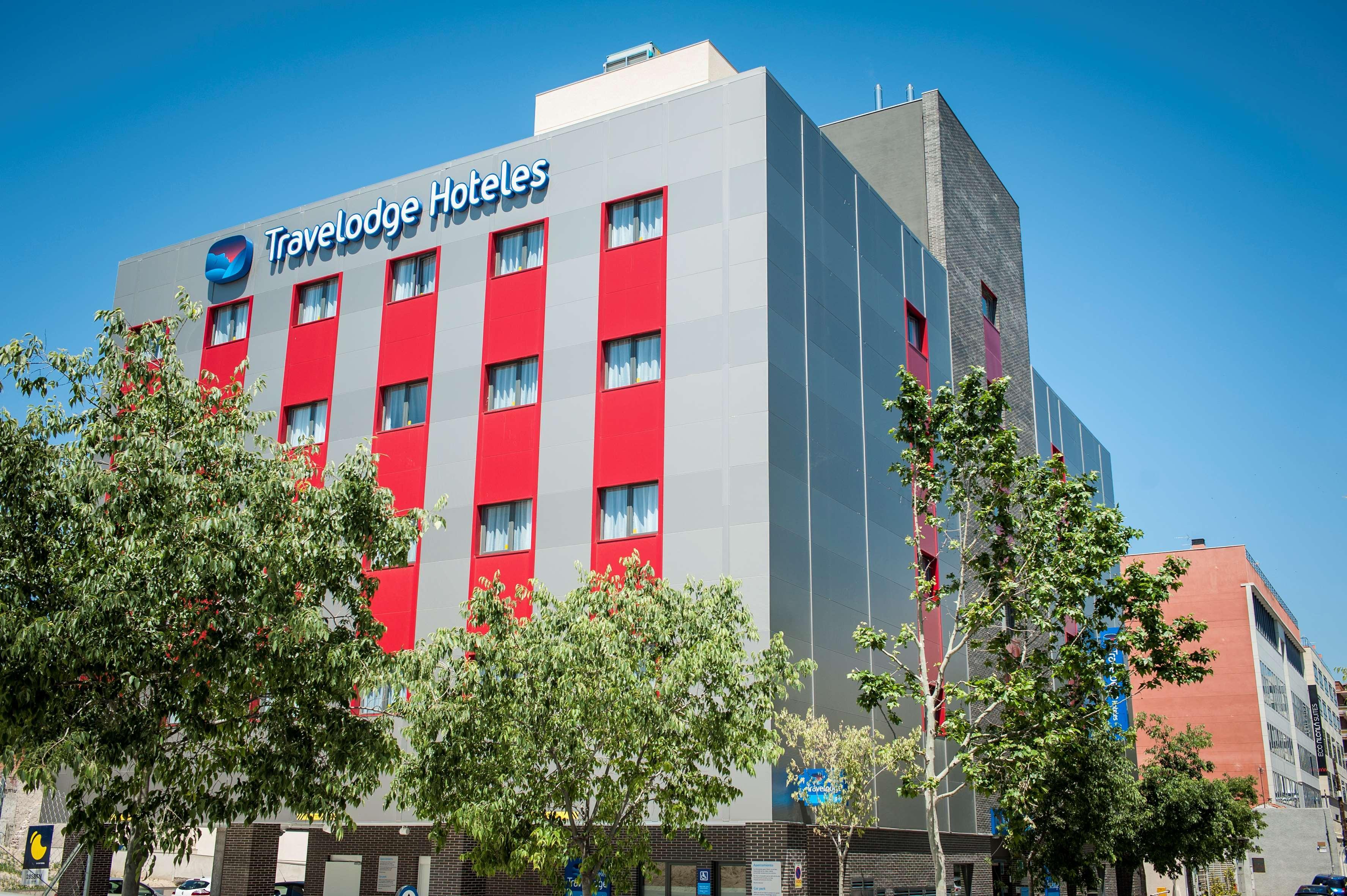 Travelodge Madrid Metropolitano Exteriör bild