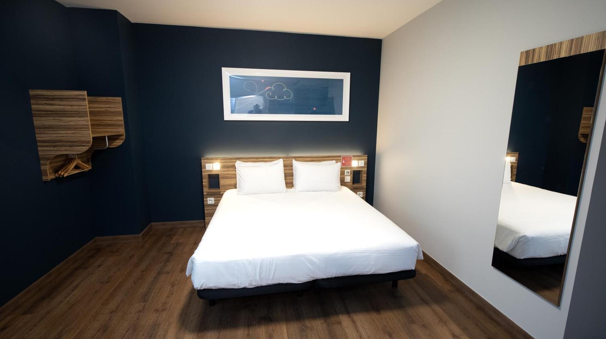 Travelodge Madrid Metropolitano Rum bild