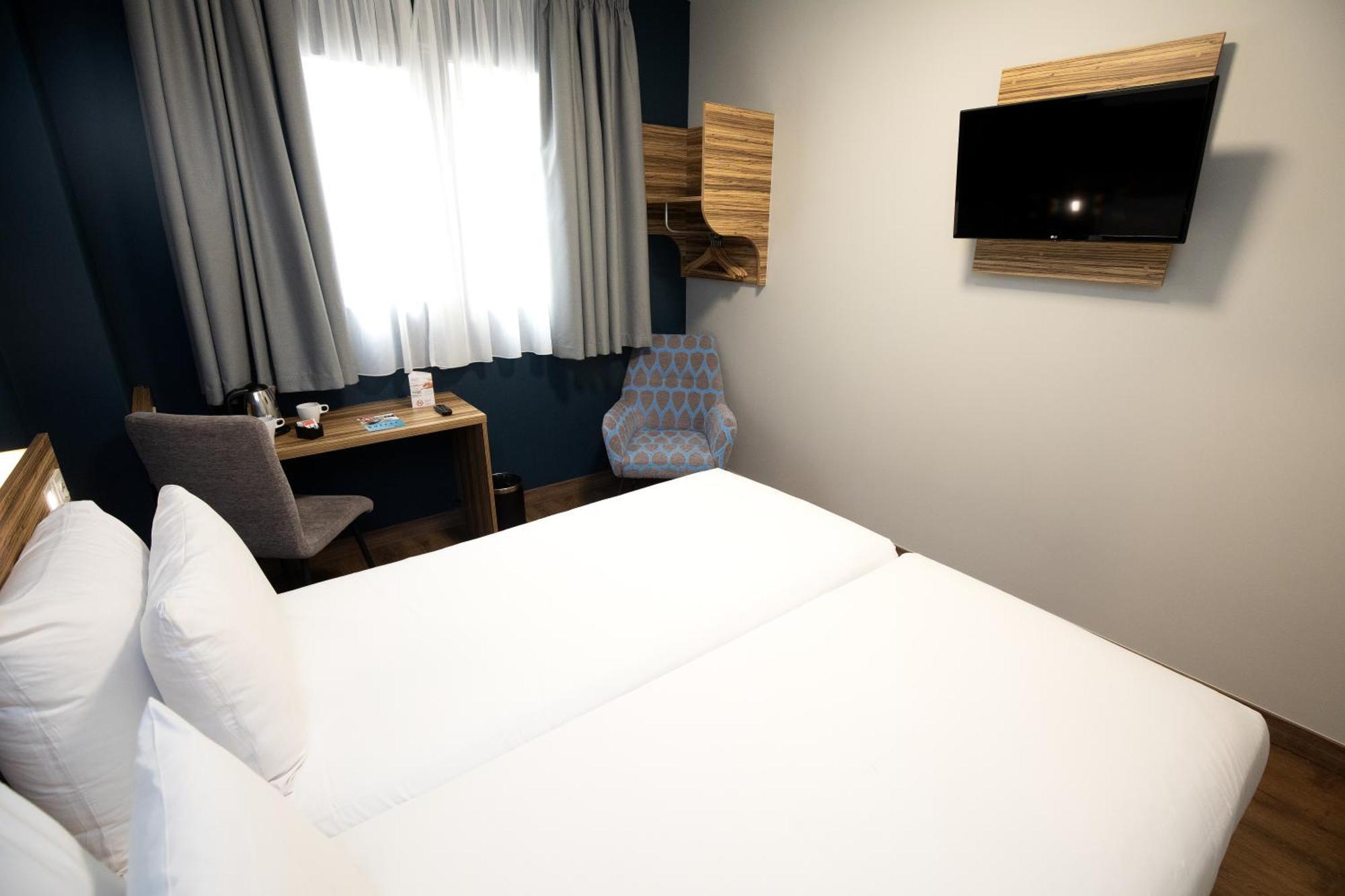 Travelodge Madrid Metropolitano Rum bild