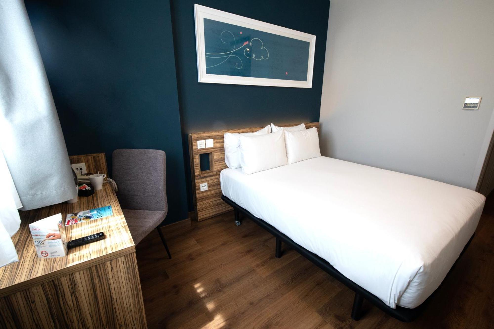 Travelodge Madrid Metropolitano Rum bild
