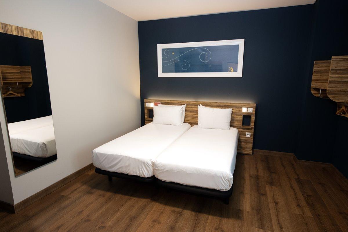 Travelodge Madrid Metropolitano Exteriör bild