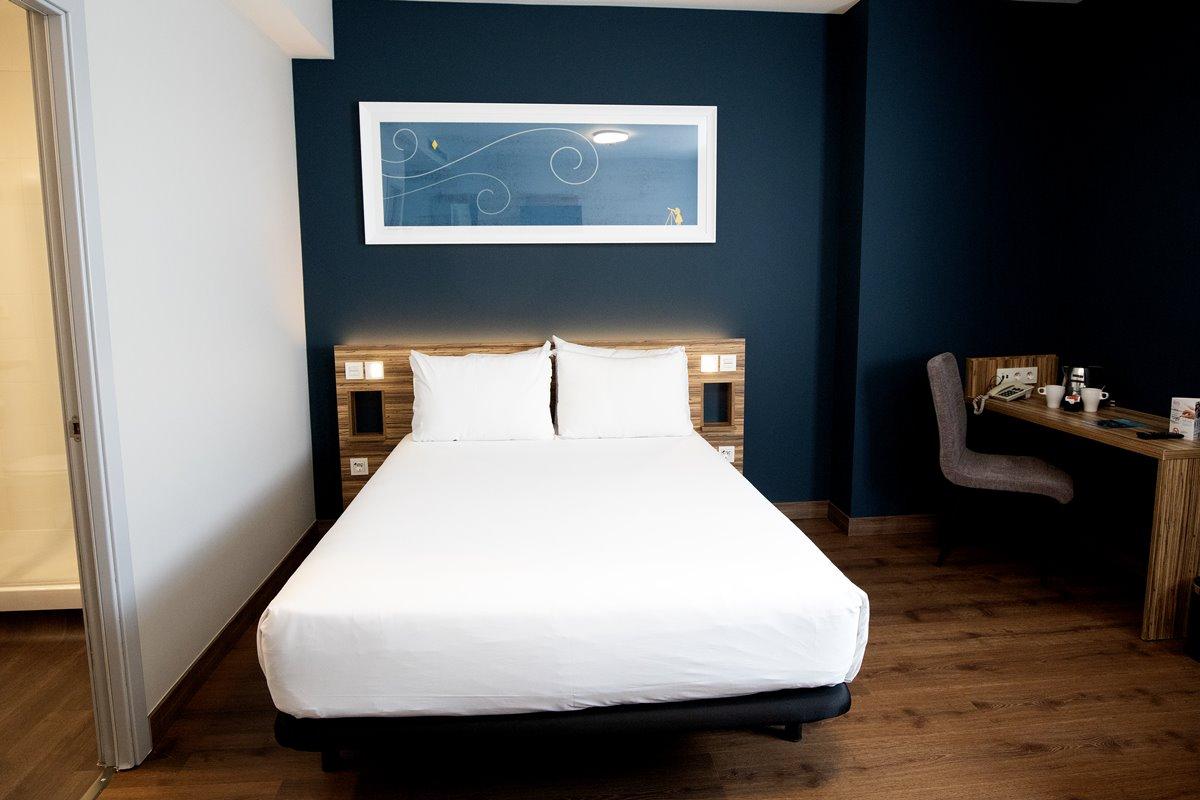 Travelodge Madrid Metropolitano Exteriör bild